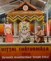 Shri Shiva Pujana by HH Swamiji; Picture courtesy Shri Jaikishan Kandlur